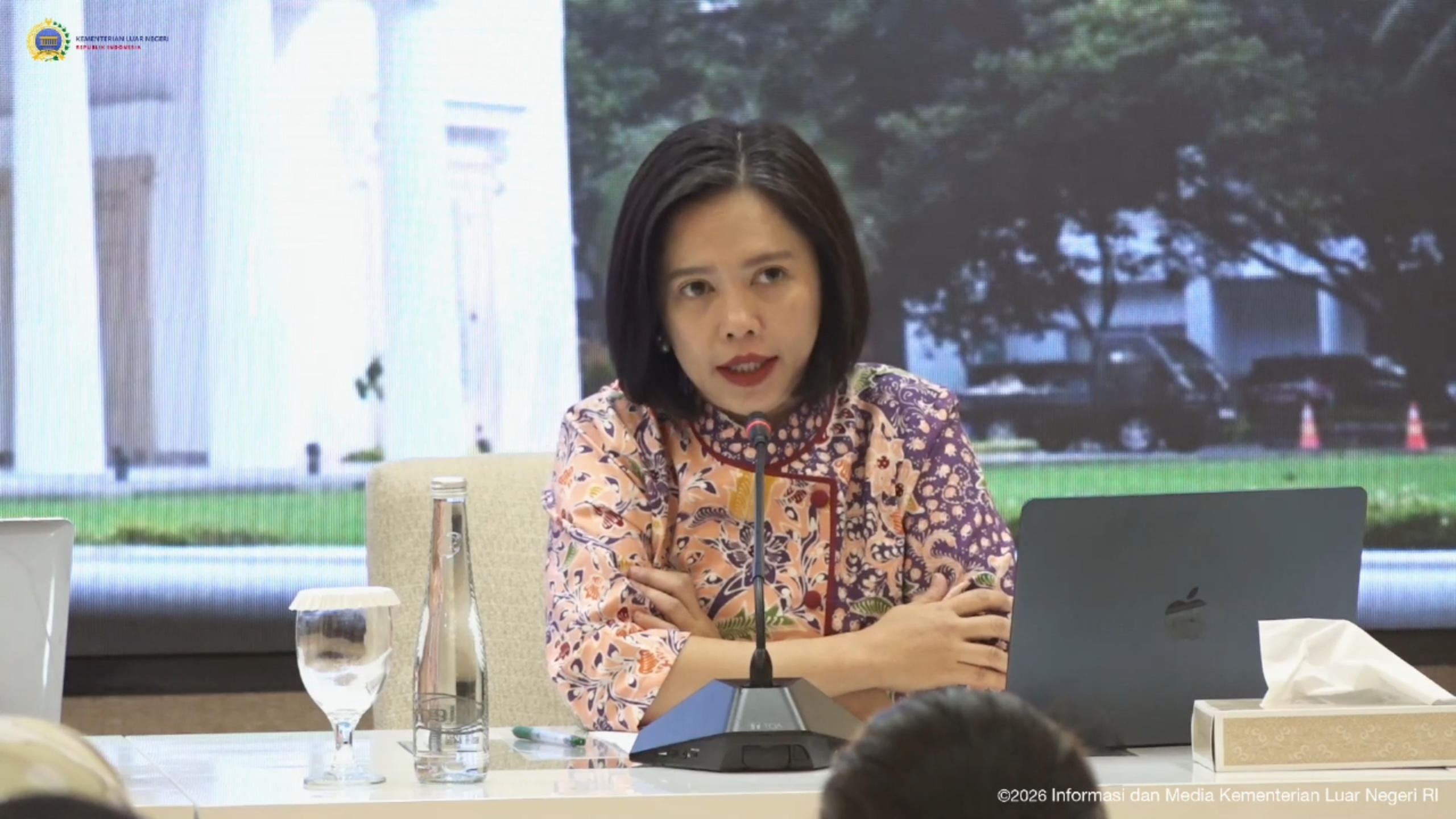 Plt Direktur Keamanan dan Perdamaian Internasional Kementerian Luar Negeri Veronika Vika Rompis